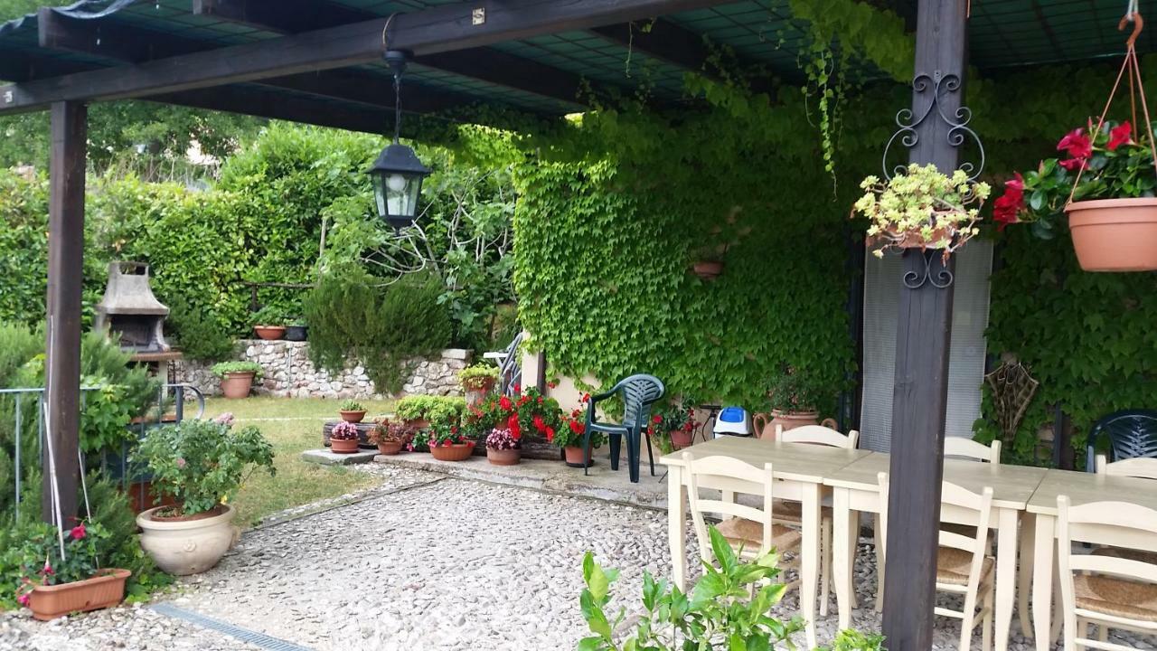 Agriturismo Roccagelli Vallo di Nera Kültér fotó